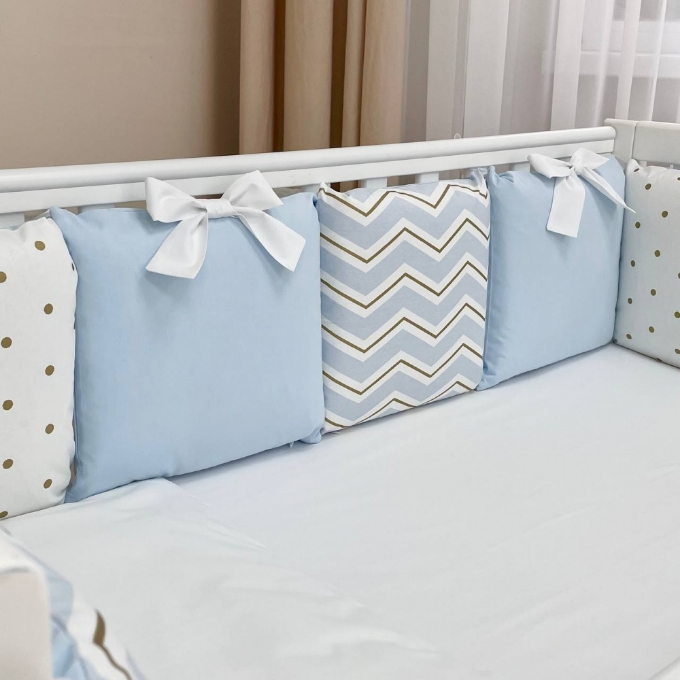 Set lenjerie patut bebe 7 piese Dots albastru (5)